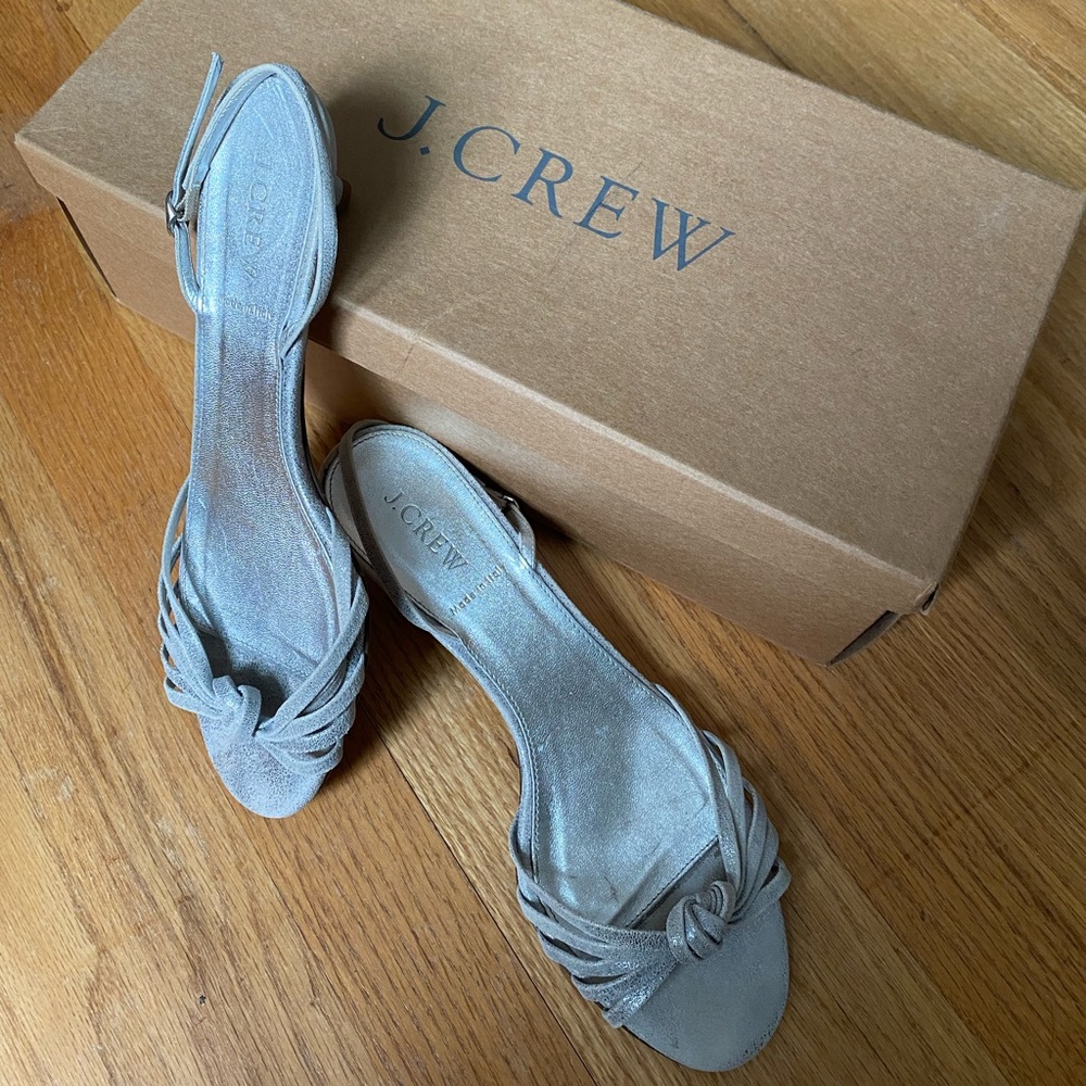 J Crew distressed silver leather size 8.5 kitten heel sandals
